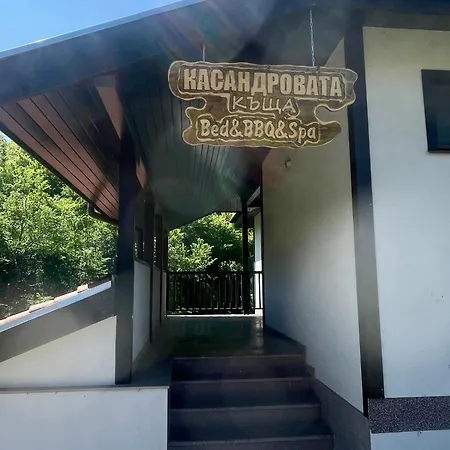 Kassandrova & 2* Bracigovo